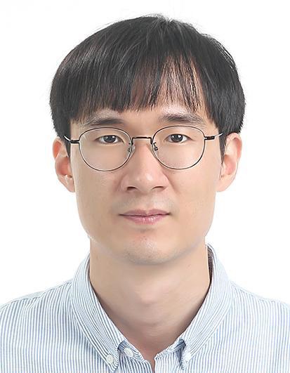 문상혁  사진